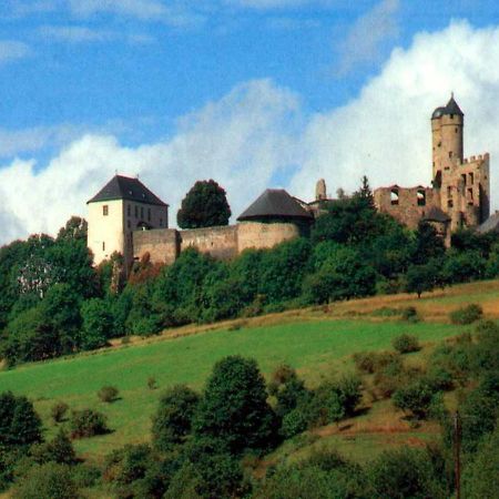 Готель Gast- Und Gastehaus Simon Greifenstein Екстер'єр фото